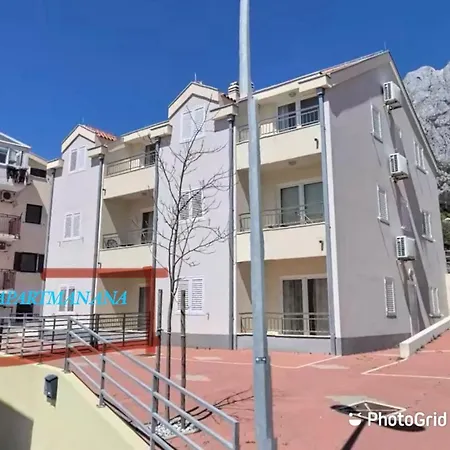 Ana Apartment *
