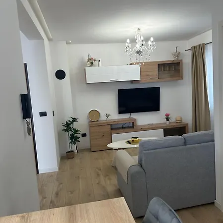 Apartment Ana *